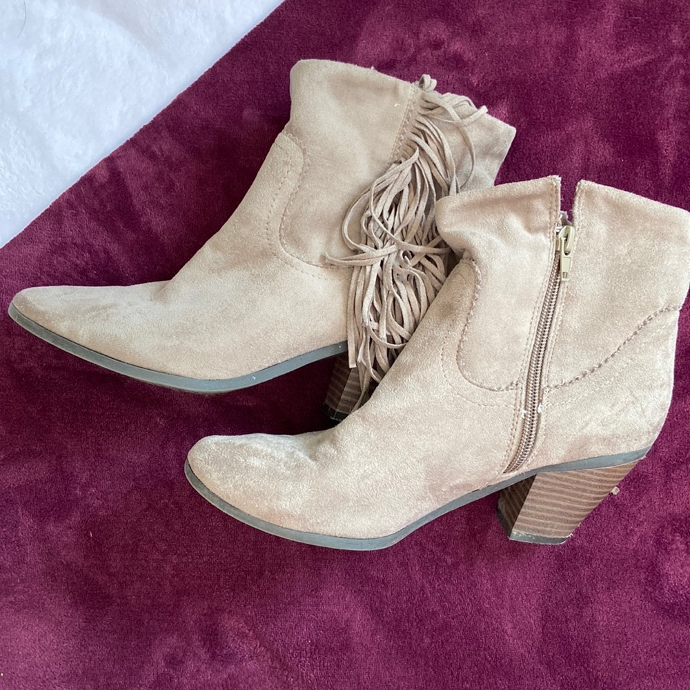 Pink and pepper ankle boots